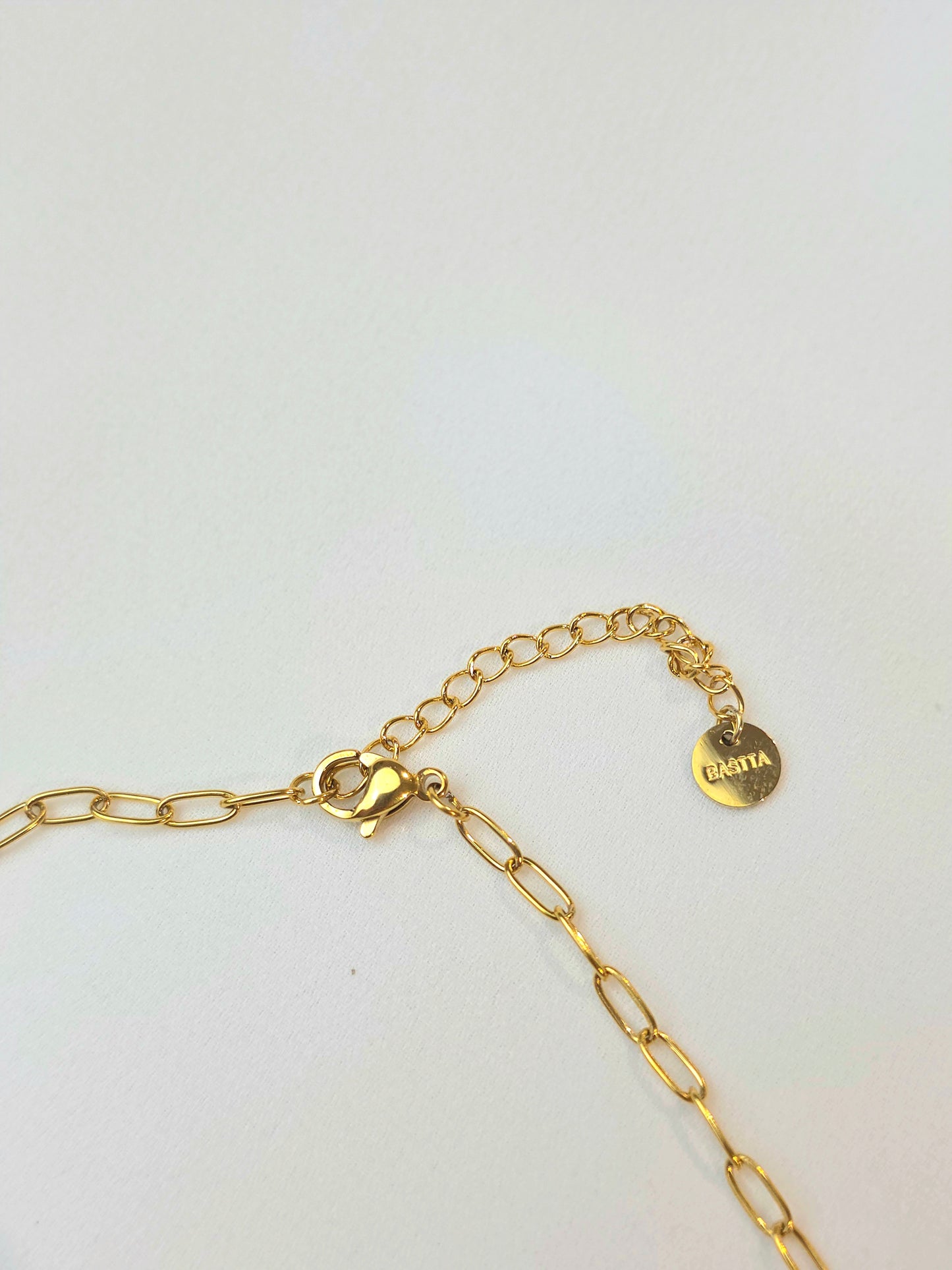 COLAR BASTTA