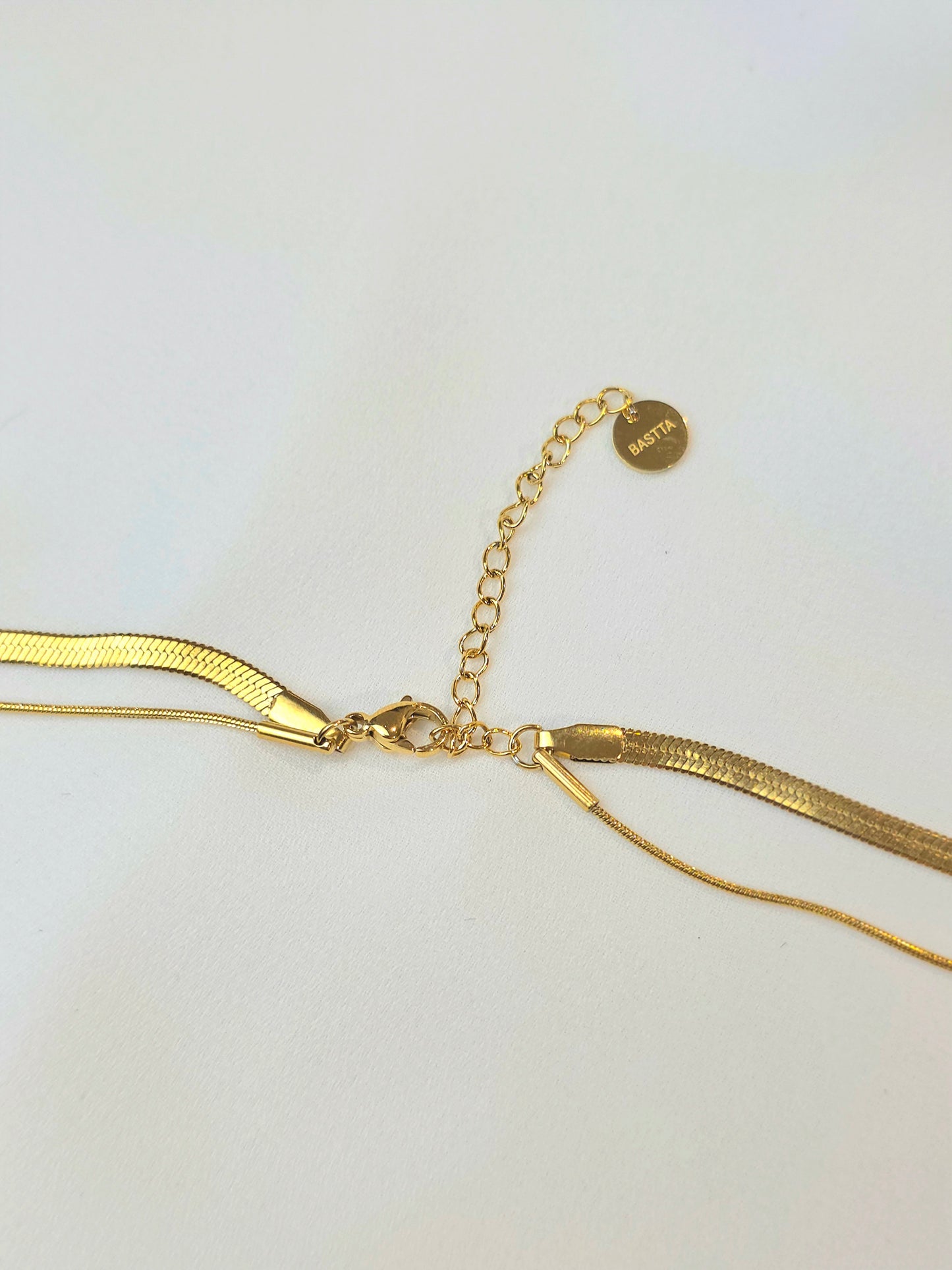 COLAR BASTTA