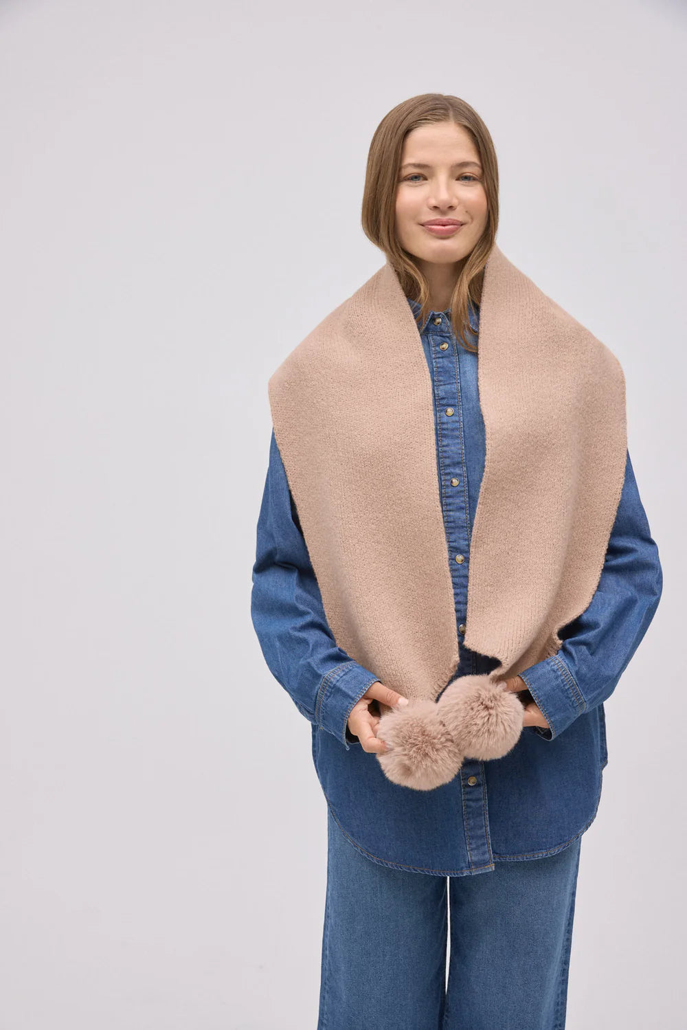 CACHECOL YSABEL MORA