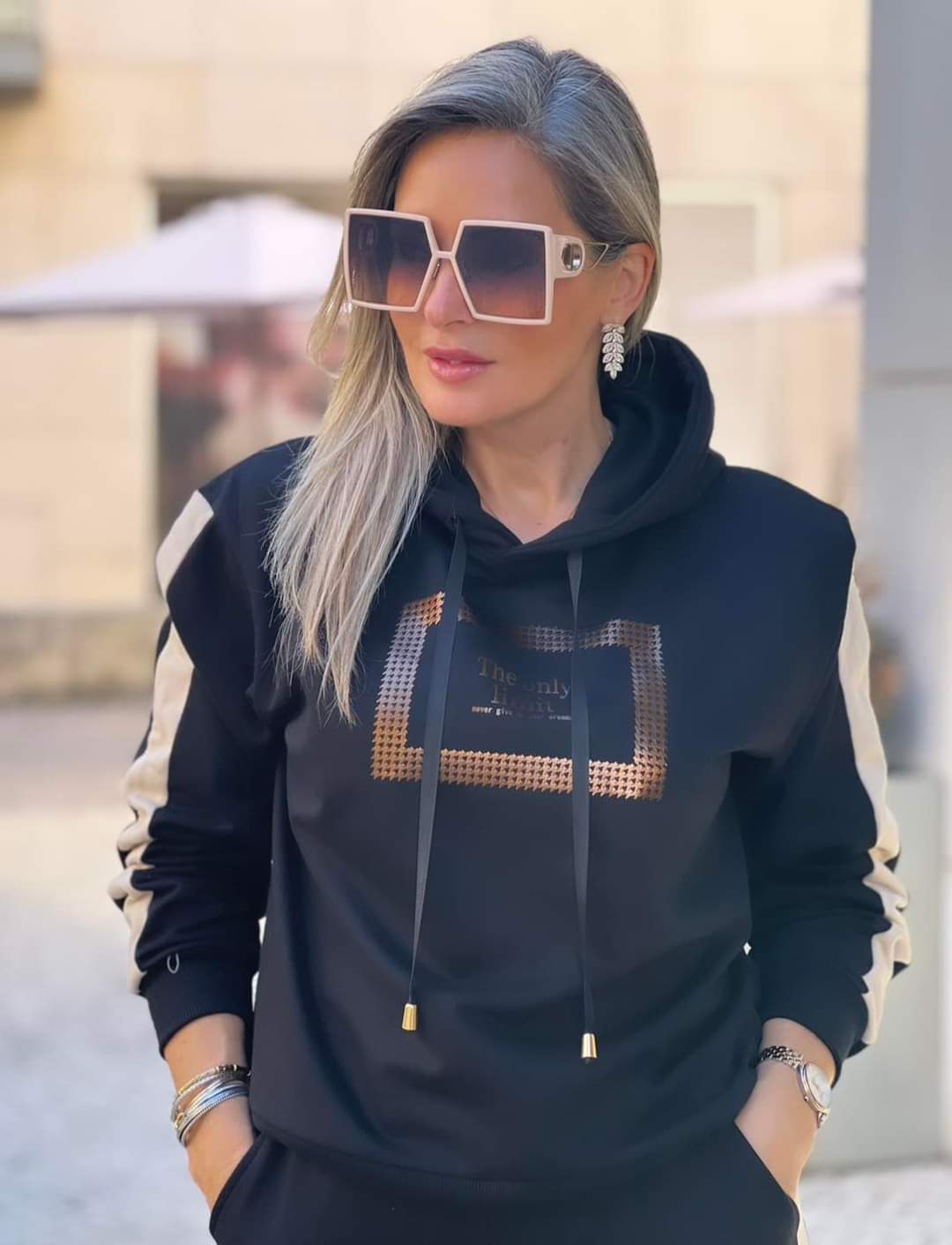 SWEAT CARAPUÇO ESTAMPADO FÉ