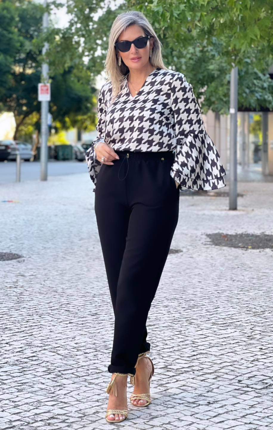 CALÇA DE SARJA LISA FÉ