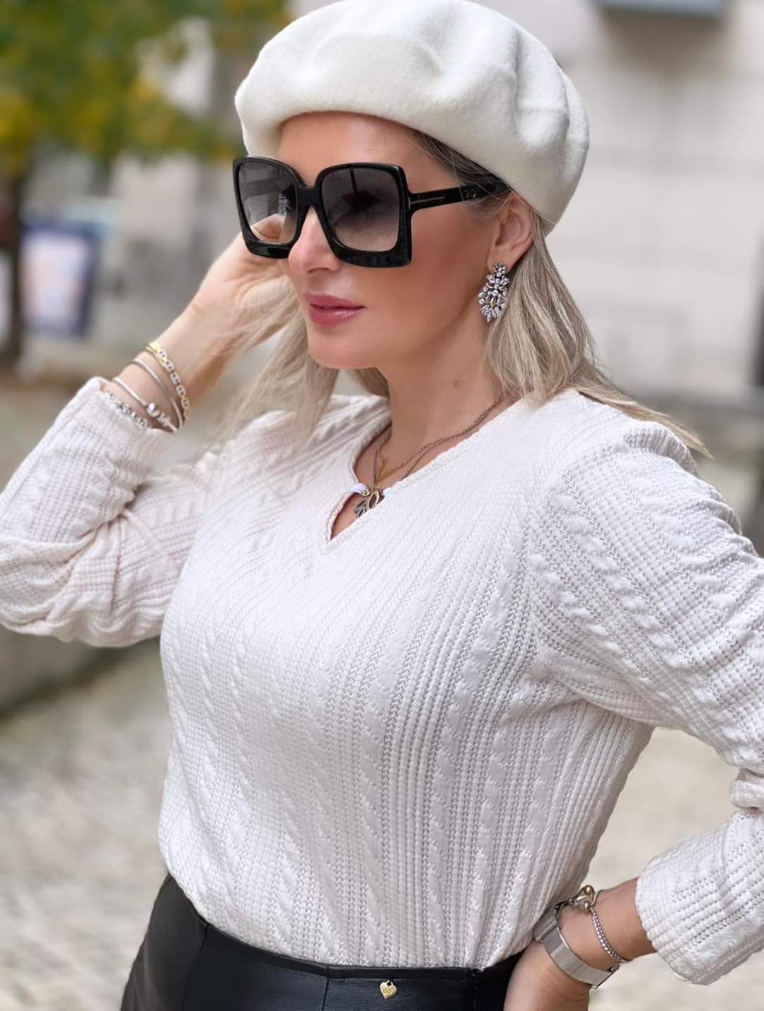 CAMISOLA COM APLICAÇÃO FÉ