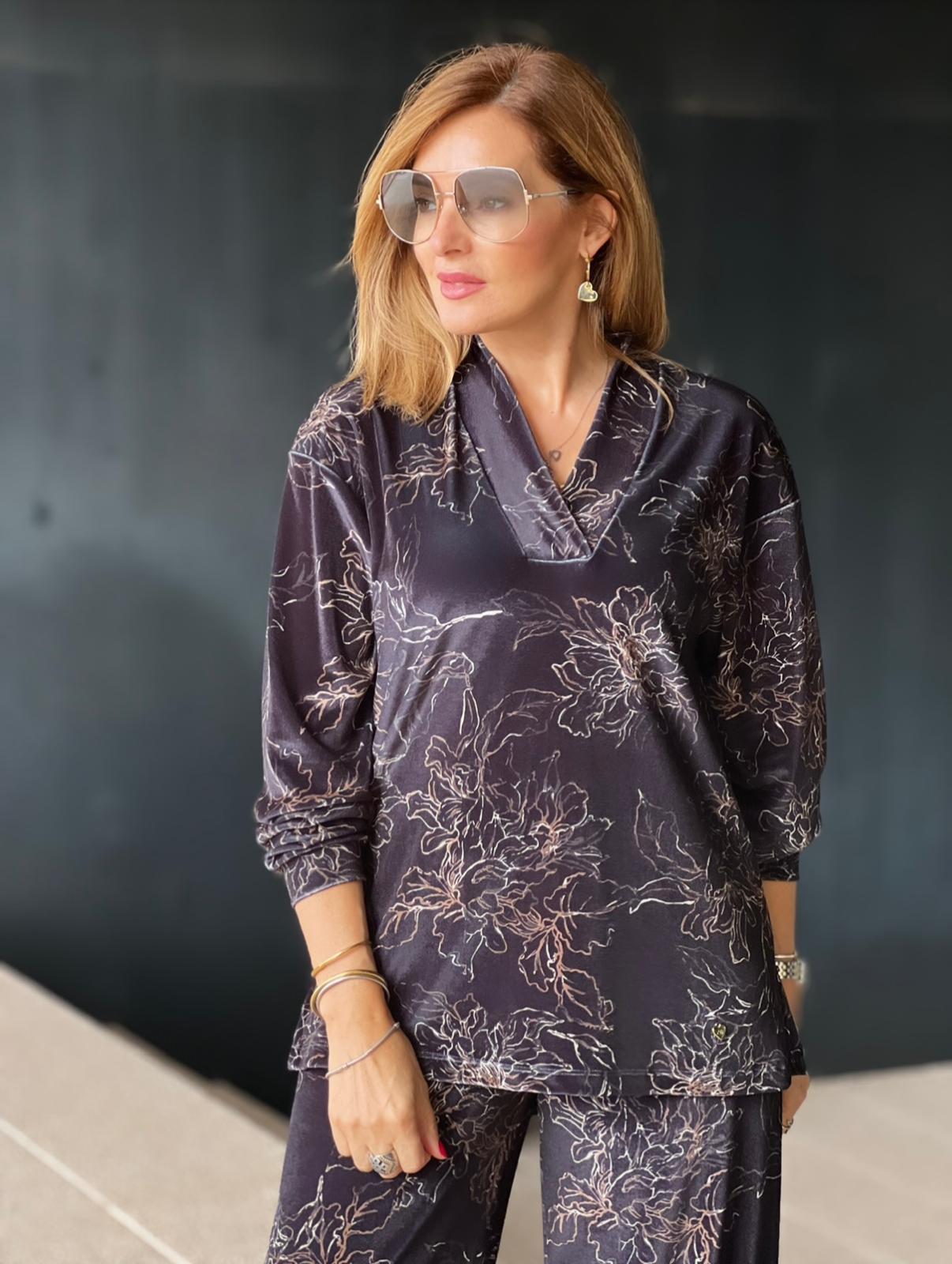 BLUSA EM MALHA VELUDO FÉ