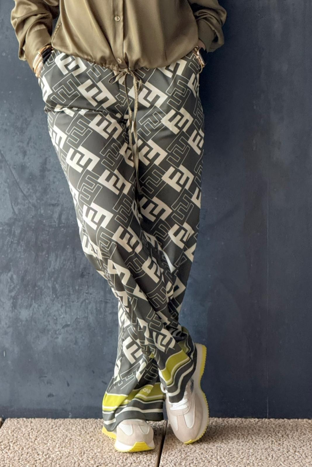 CALÇA FOURSOUL