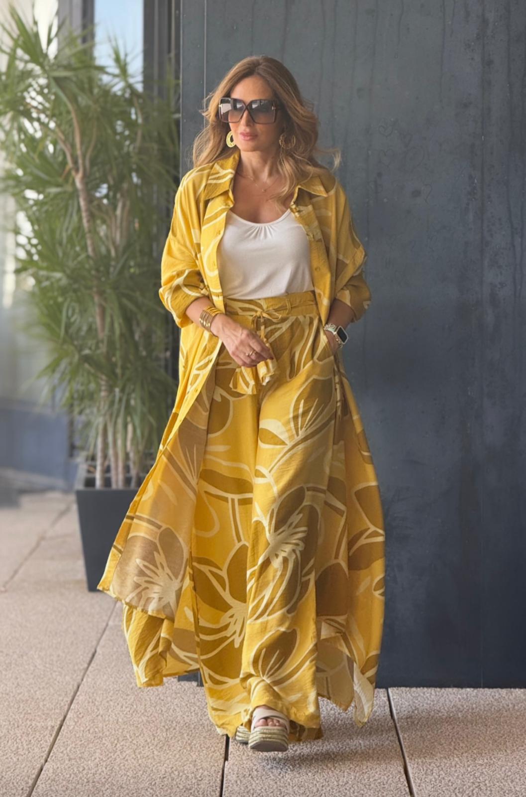 CONJUNTO BLUSA E CALÇA VELVET