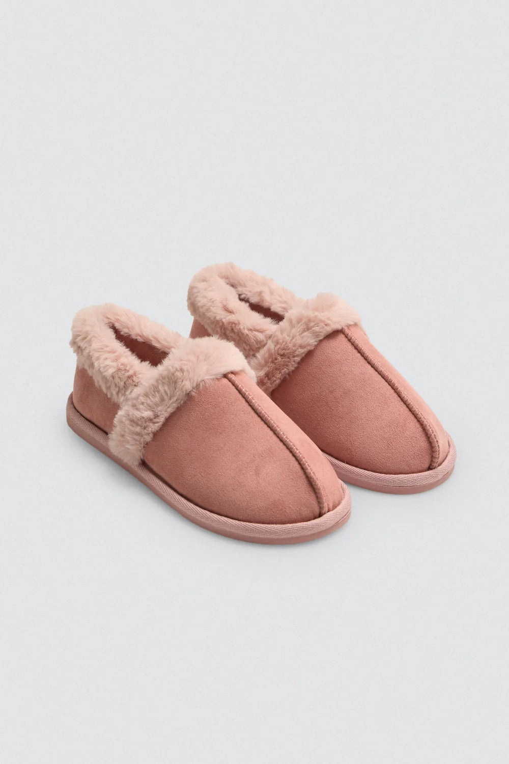 PANTUFAS YSABEL MORA