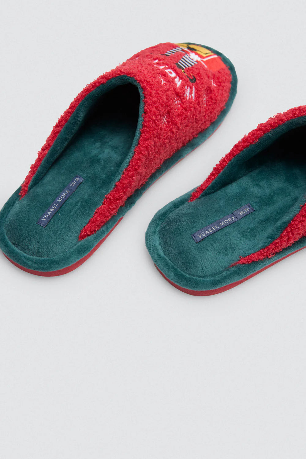 CHINELOS DE NATAL YSABEL MORA