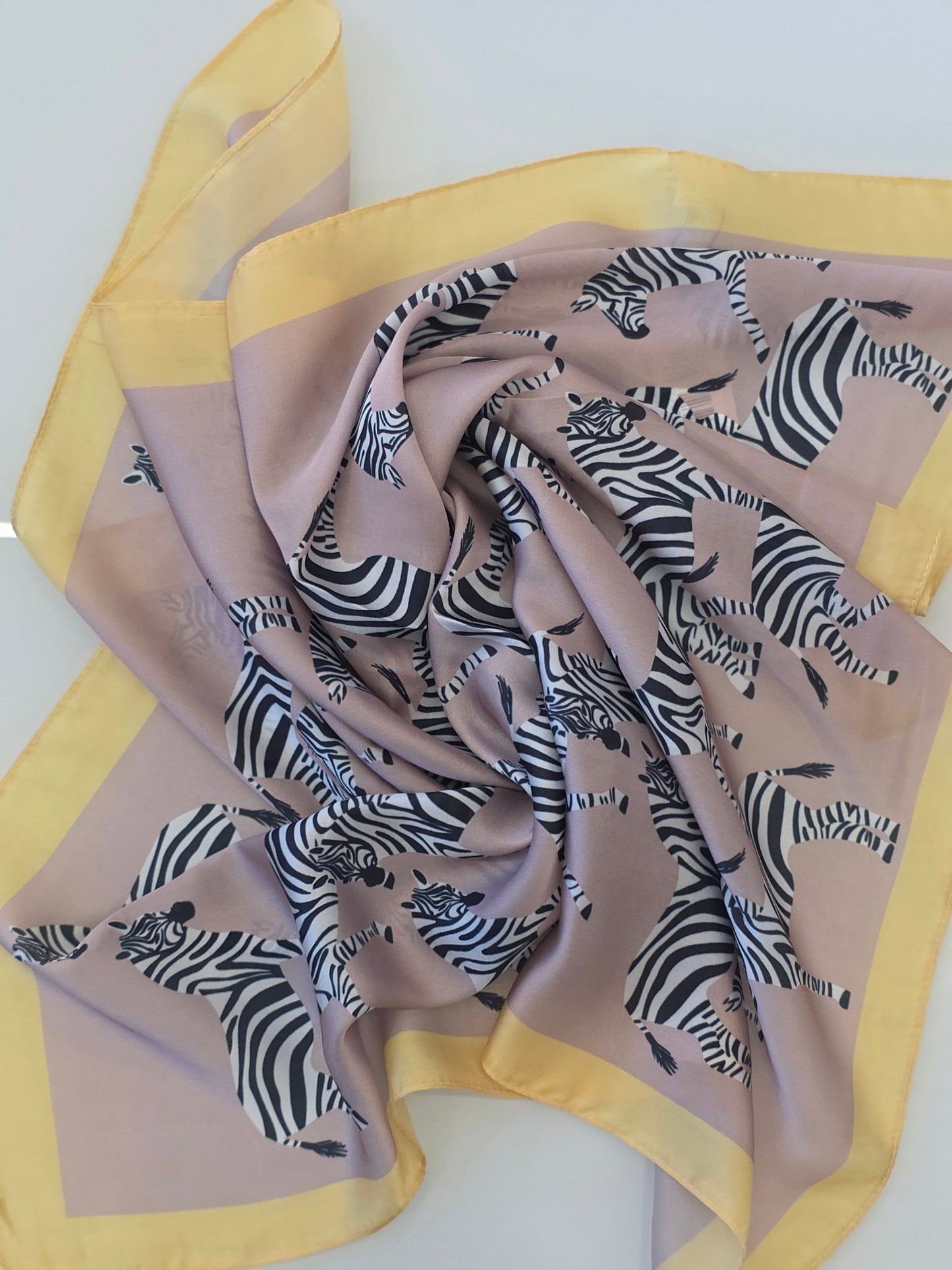 LENÇO SILVINA CAMPOS