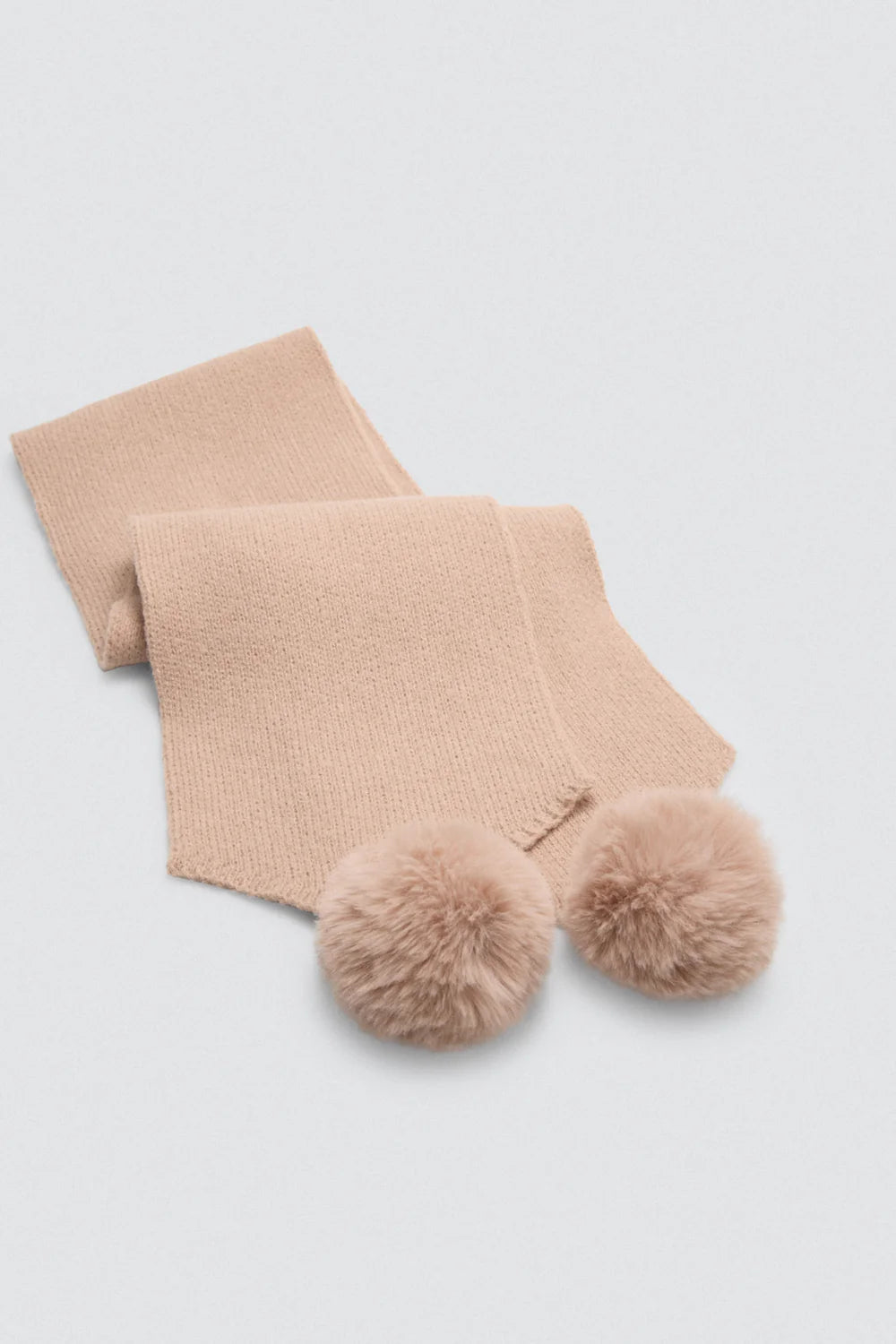 CACHECOL YSABEL MORA