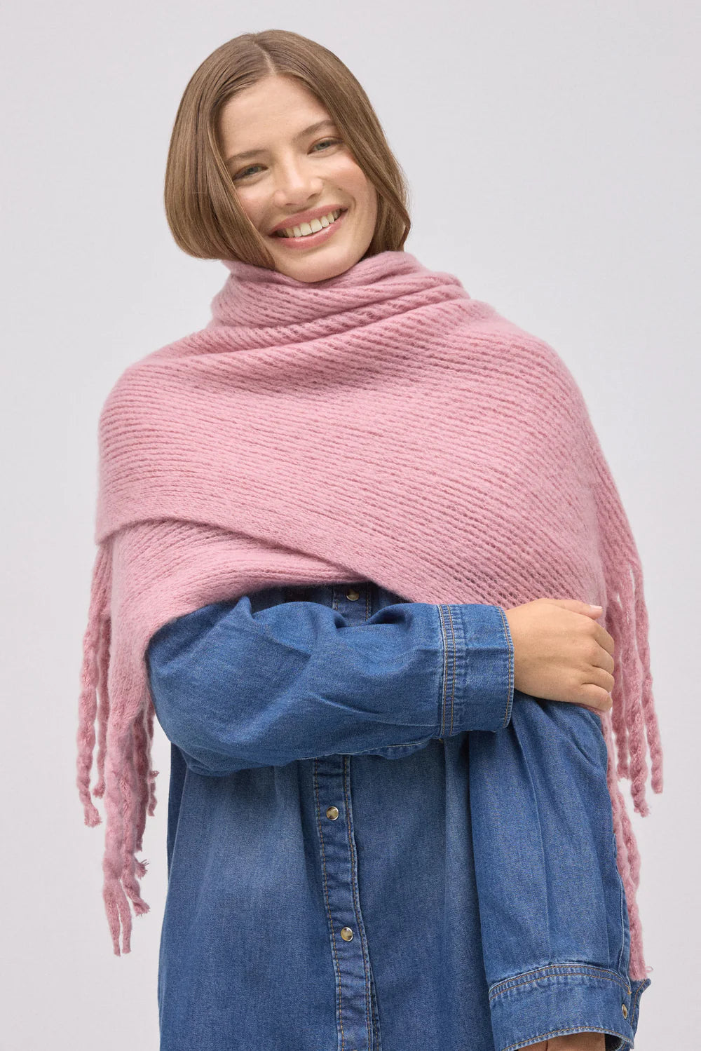 CACHECOL YSABEL MORA