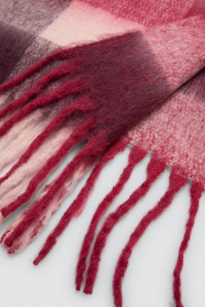 CACHECOL YSABEL MORA