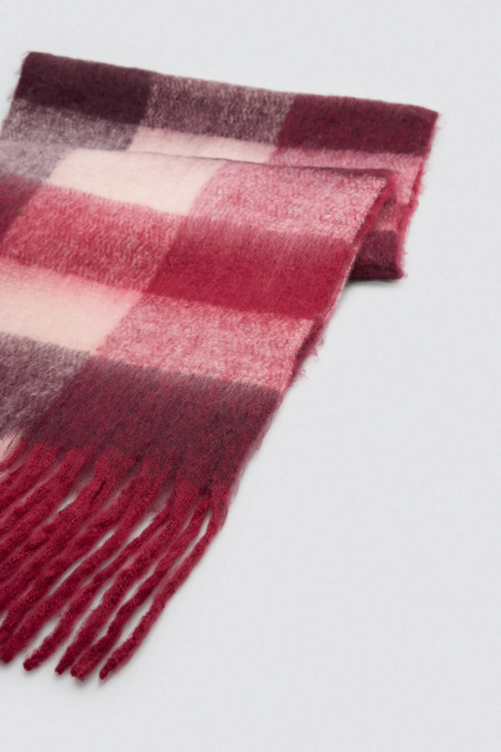 CACHECOL YSABEL MORA