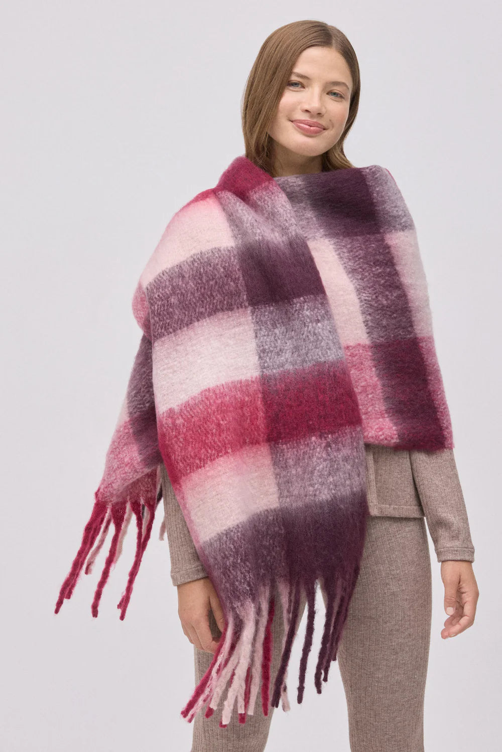 CACHECOL YSABEL MORA