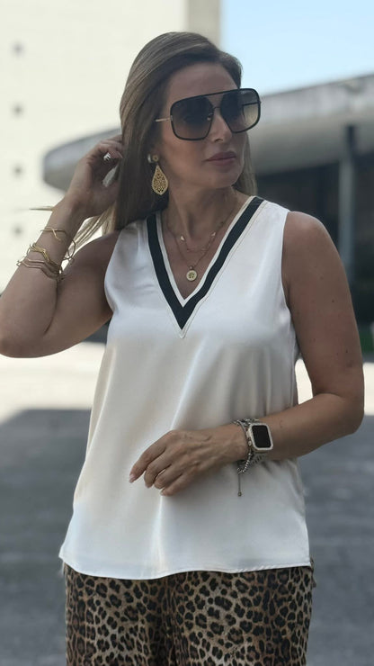 TOP LOLA CASADEMUNT