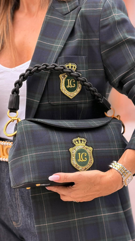 MALA LOLA CASADEMUNT