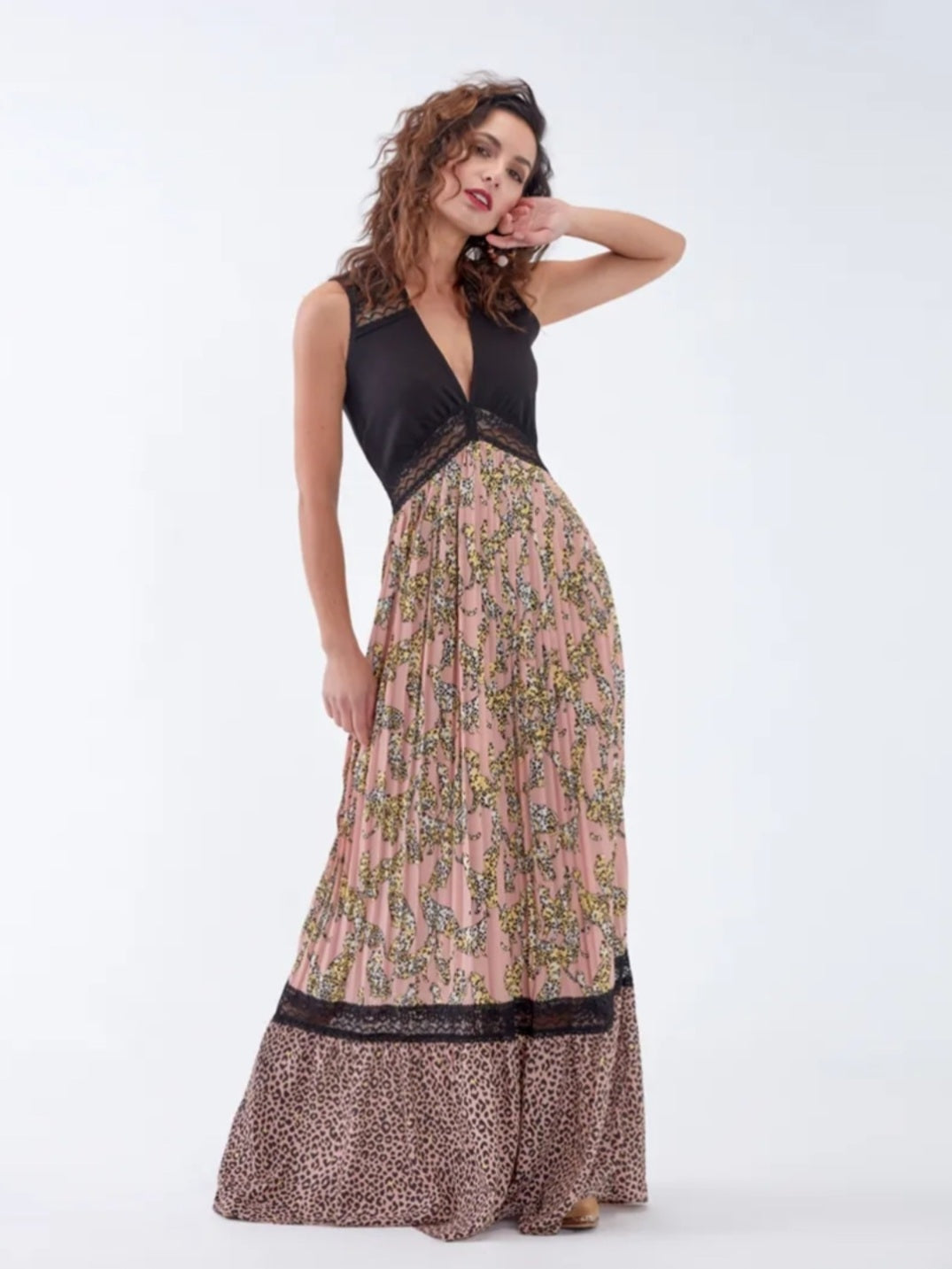 VESTIDO NAKURO