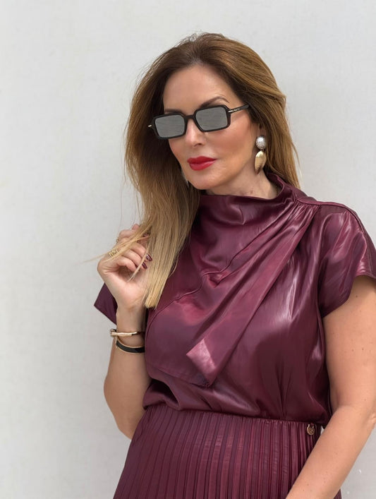 TOP LOLA CASADEMUNT