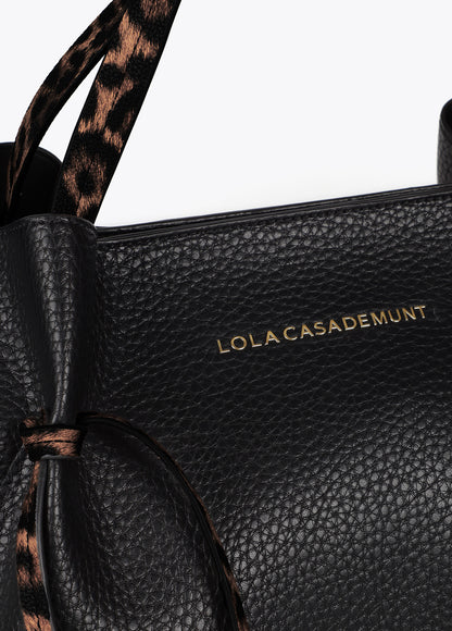 MALA LOLA CASADEMUNT