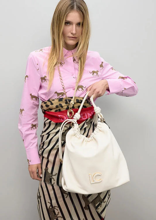 MALA LOLA CASADEMUNT